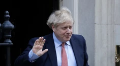 Britský premiér Boris Johnson (55) mal pozitívny test na koronavírus