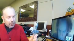 Exorcizmus online: Reverend vymetá z ľudí diabla cez Skype