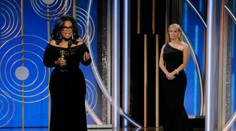 Oprah Winfreyová "aktívne uvažuje", že bude kandidovať za prezidentku USA