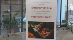 Podnikateľ z Prievidze sa odmieta zmieriť s transakčnou daňou. Zákazníkov prosí, aby platili v hotovosti