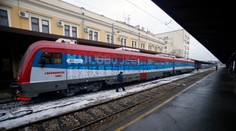 Kosovská polícia zastavila srbský vlak s nápisom "Kosovo je Srbsko"