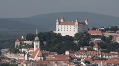 Čo pred voľbami najviac trápi Bratislavu? Opýtali sme sa umelcov