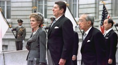 Bývalú prvú dámu Nancy Reaganovú pochovali vedľa manžela v Kalifornii