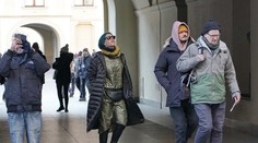 V Prahe sú hollywoodske hviezdy! Ľudia ani netušili, kto vedľa nich stojí