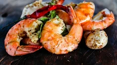 Grilované krevety Veloute s medvedím cesnakom