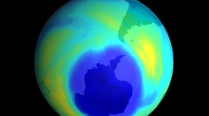 Ozónová diera nad Antarktídou sa zotavuje