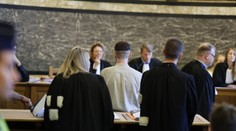 Prípad zvrátenej rodiny šokoval krajinu. Na sexuálnom zneužívaní dievčaťa sa podieľali tri generácie príbuzných