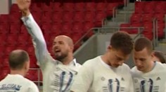 Ivana Kmotríka mladšieho obvinili za hajlovanie