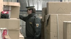 Zo stráženého colného skladu zmizli mobily za vyše 10-tisíc eur