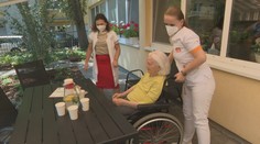 Zamestnanci sociálnych služieb dostanú jednorazovú odmenu, oznámil Heger