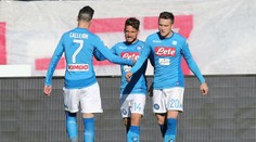 Neapolčania vyhrali a zostávajú na čele talianskej ligy