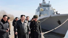 Kim Čong-un vyzval k prípravám na vojnu