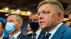 PRIESKUM: Hlas môže stratiť pozíciu lídra, Smer výrazne skresal náskok
