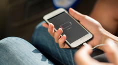 Bežná chyba pri nabíjaní mobilu skracuje životnosť batérie. Robí ju takmer každý z nás