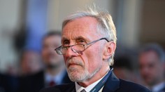 Český expremiér Mirek Topolánek má rakovinu. Začína s chemoterapiou