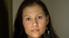 Krásnu mladú spisovateľku bestselleru našli mŕtvu v jej byte