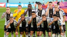 Nemci si pred duelom s Japonskom na MS 2022 zakryli ústa. Zrejme tak urobili na protest proti FIFA