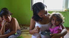 Po tragédii v Richnave sa piatich detí ujal dedo. Úrady nevedia, ako im dať to najlepšie