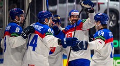 Gól našich si rozhodcovia najprv ani nevšimli. Slováci sú aj vďaka najlepšej tretine na MS blízko štvrťfinále
