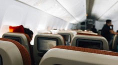 Panika na palube lietadla: Poľku vydesila tradícia. Myslela si, že stroj havaruje
