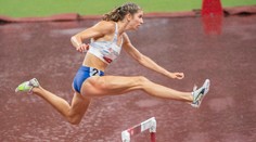 Zapletalová sa neprebojovala do finále 400 m prekážok. Preteky sprevádzal hustý dážď