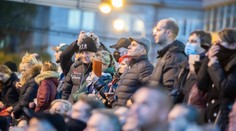 Mala polícia pokutovať na proteste ľudí, ktorí nemali rúška? Odborník to jasne vysvetlil