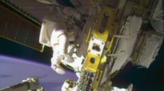 Astronauti ISS úspešne ukončili sedemhodinovú opravu