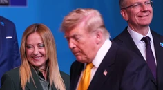 VIDEO: Keď Meloniová zbadala vedľa seba Trumpa, prišla veľavravná reakcia