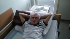 Prípad nechodiaceho pacienta, ktorého vysadili na palety: Čo si o tom myslí ministerka?