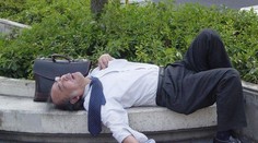 Nová metóda na liečenie alkoholizmu už aj u nás. Piť hneď neprestanete