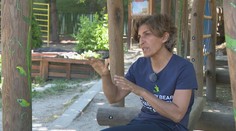 Iránčanka Venus založila ekologickú škôlku. Deťom odovzdáva to, čo ju naučil otec