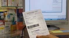 Lieky od špecialistov môžu obvodní lekári predpisovať ešte rok. Má to však podmienku