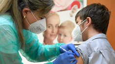 Švajčiarska vláda ponúka tým, ktorí prehovoria niekoho na očkovanie, netradičnú odmenu