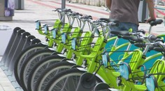 Mestskými bicyklami sa Nitra chválila ako prvé mesto na Slovensku. Dnes sú stojany prázdne