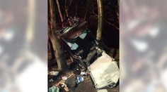 Spolujazdkyňa prišla o život. Opitého vodiča previezli so zraneniami do nemocnice