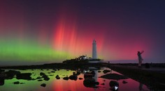 FOTO+VIDEO: Polárna žiara opantala svet. Najkrajšie zábery s magickými scenériami vznikli v Európe a USA