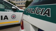 Auto prešlo do protismeru za obcou Vrbovce. Po zrážke áut zomrela 69-ročná žena