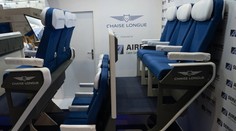 Výrobca lietadiel rozmýšľa nad špeciálnym sedením pri cestovaní na dovolenku. Problém by mohli mať klaustrofobici