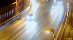 Opitý cyklista na D1 mal obrovské šťastie, že neskončil pod kolesami auta