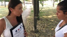 Tvária sa, že zberajú peniaze pre hluchonemých. Ide o podvod