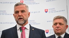 Začal sa boj o kajúcnikov, Smer ich chce zrušiť. Namiesto vrážd budeme vyšetrovať krádeže kompótov, odkázal Lipšic