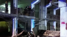 Tragédia v talianskom Neapole. V obytnej štvrti sa zrútil balkón