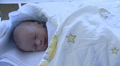 Ak chcú ženy partnera pri pôrode, musia cestovať kilometre navyše do inej nemocnice