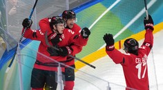 Kanada ušla hrobárovi z lopaty a zahrá si o zlato. O víťaznom góle rozhodli milimetre