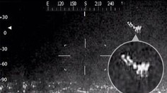 Podarilo sa policajnému vrtuľníku v Leicesteri odfotiť Santove sane so sobmi?!