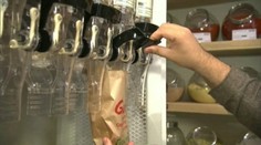 Potraviny bez obalov možno dorazia aj k nám. Sú lacnejšie a ekologickejšie