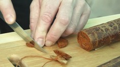 Ochutnávka len na vlastné riziko. Údajne najštipľavejšiu klobásu sveta vyrobili v Nových Zámkoch