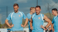 VIDEO: Bizár ešte pred štartom MS. Česi zablokovali dopravu, na tréning kráčali pešo
