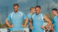VIDEO: Bizár ešte pred štartom MS. Česi zablokovali dopravu, na tréning kráčali pešo