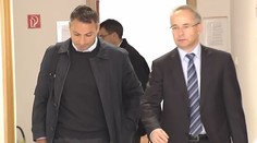 Pri nehode vrtuľníka prišiel o syna. Dnes sa postavil pred sudcu